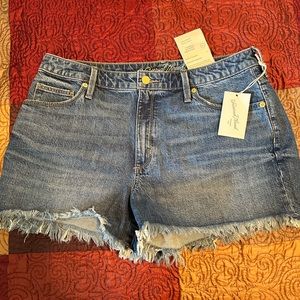 Universal thread shortie short jean shorts, new with tags